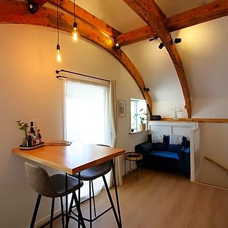 Txl Bed and Breakfast 3*